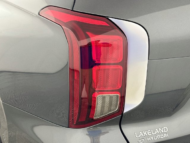 Used 2023 Hyundai Palisade SEL w/ Premium Package FWD image 25