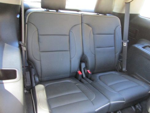 Used 2017 GMC Acadia Denali w/ Technology Package FWD image 66