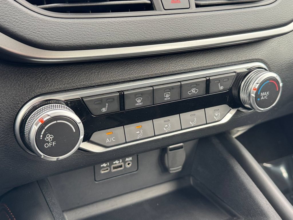 Used 2021 Nissan Altima 2.5 SR w/ SR Premium Package FWD image 23