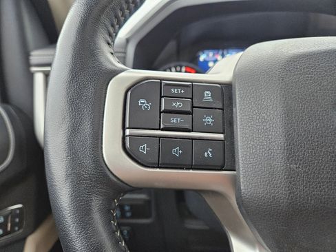 Used 2023 Ford Expedition XLT image 13