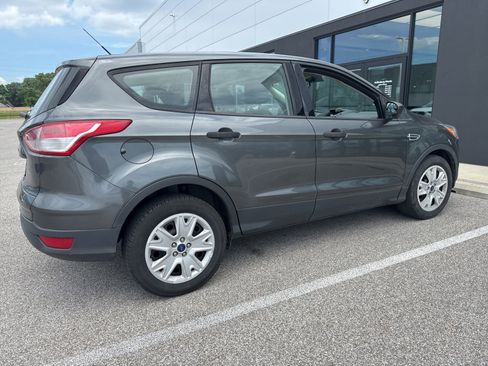 Used 2016 Ford Escape S FWD image 3