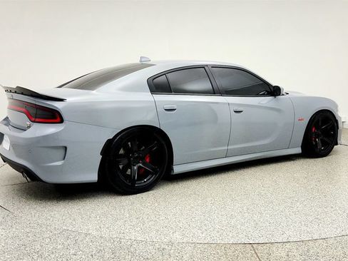 Used 2021 Dodge Charger Scat Pack w/ Navigation & Travel Group RWD image 5