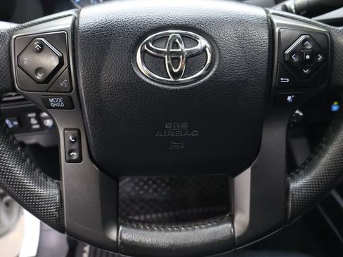 Used 2017 Toyota Tacoma TRD Pro image 19