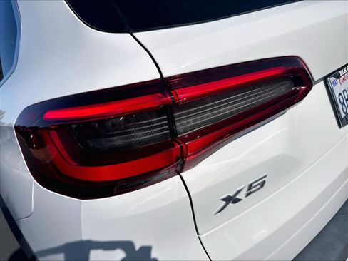 Used 2020 BMW X5 sDrive40i w/ Premium Package RWD image 23