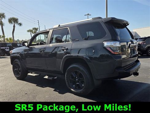 Used 2024 Toyota 4Runner SR5 image 5