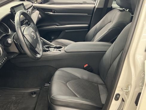 Used 2024 Toyota Camry XSE image 11
