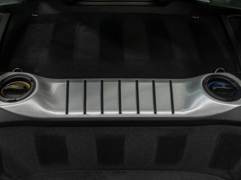 Used 2018 Porsche 718 Cayman RWD image 48