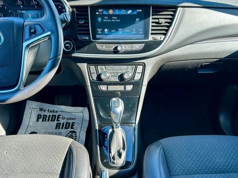 Used 2018 Buick Encore Preferred image 21