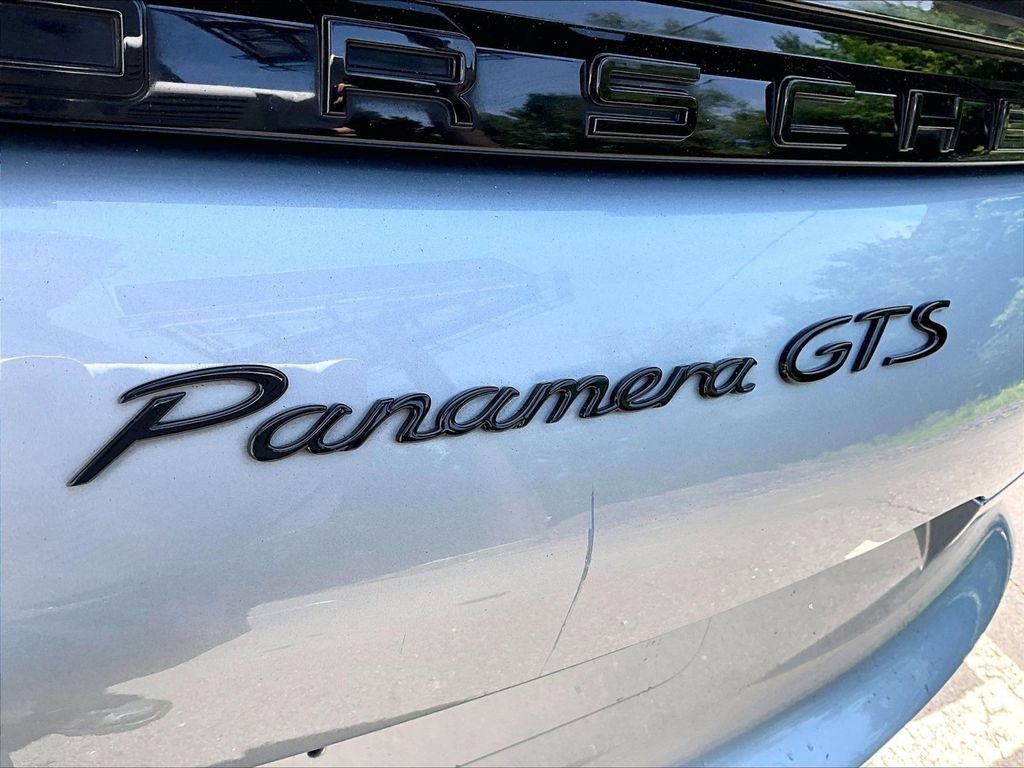 Used 2019 Porsche Panamera GTS AWD/4WD image 33