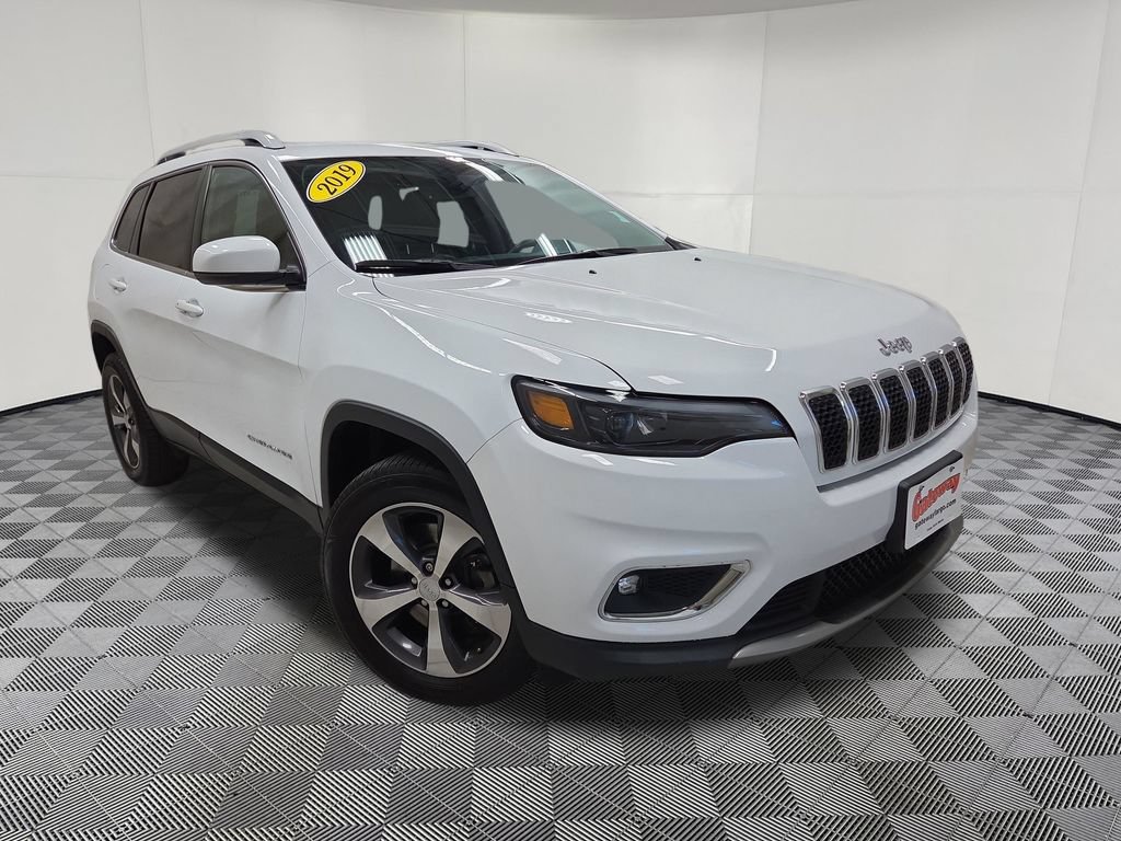 Used 2019 Jeep Cherokee Limited AWD/4WD image 3