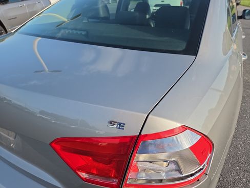 Used 2012 Volkswagen Passat 2.5 SE FWD image 14