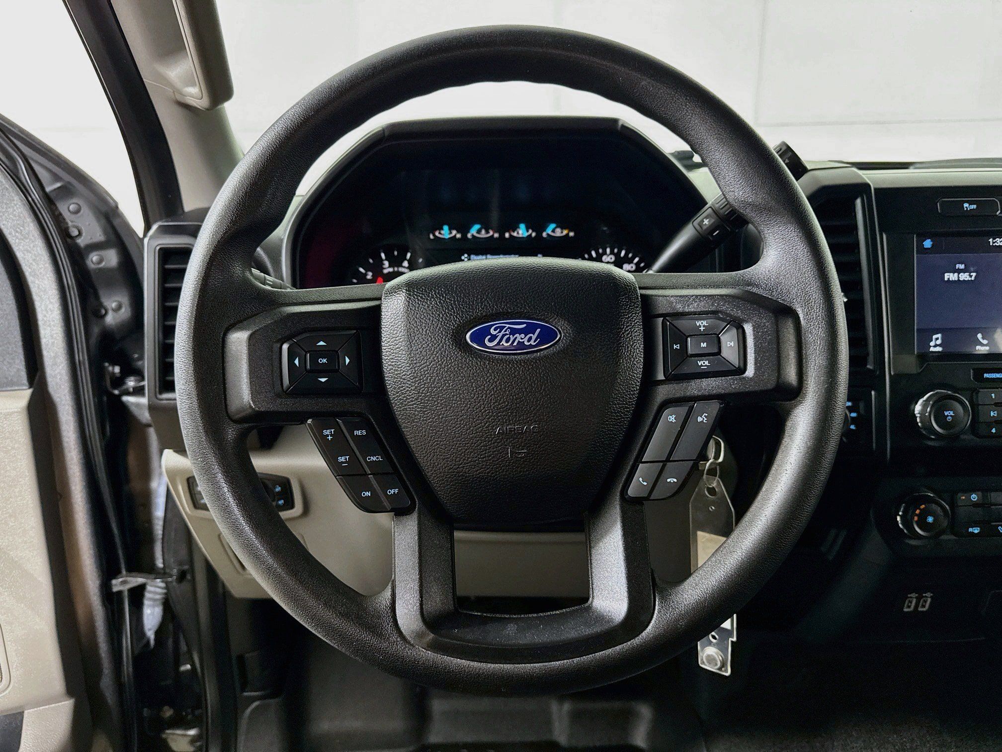 Used 2019 Ford F150 XL w/ Equipment Group 101A Mid AWD/4WD image 13