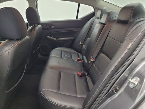 Used 2021 Nissan Altima 2.5 SL FWD image 18