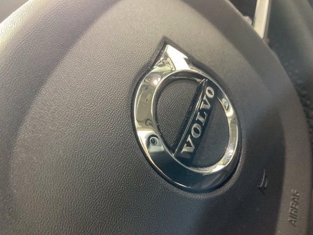 Certified 2025 Volvo XC90 B5 Plus w/ Protection Package AWD/4WD image 45