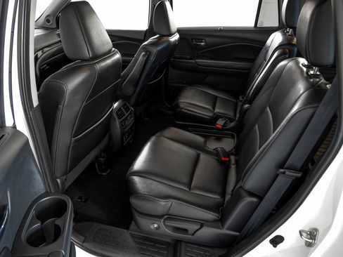 Used 2018 Honda Pilot Elite image 39