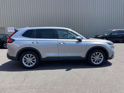 Used 2024 Honda CR-V EX-L image 4