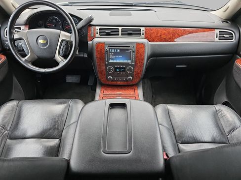 Used 2013 Chevrolet Tahoe LTZ AWD/4WD image 11