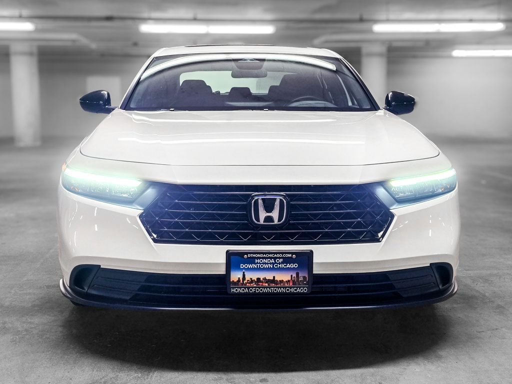 Used 2025 Honda Accord Sport image 11