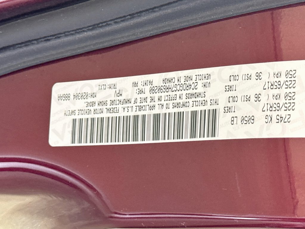 Used 2017 Dodge Grand Caravan SXT FWD image 40