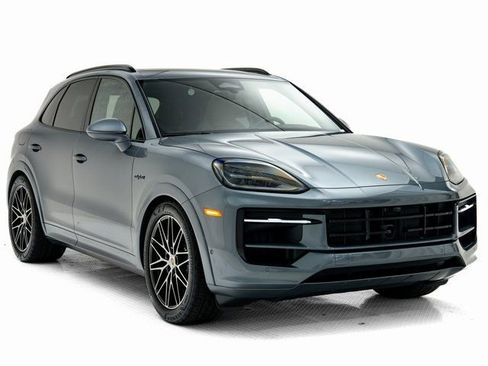 New 2026 Porsche Cayenne E-Hybrid image 35