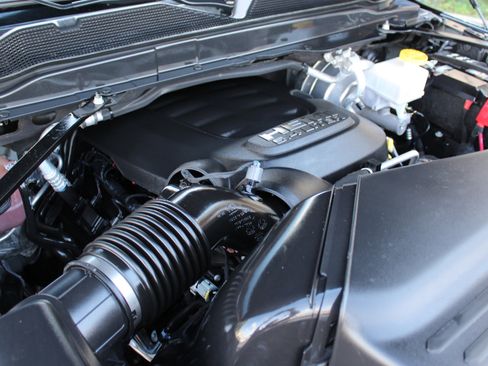 Used 2024 RAM 2500 Big Horn w/ Night Edition image 16