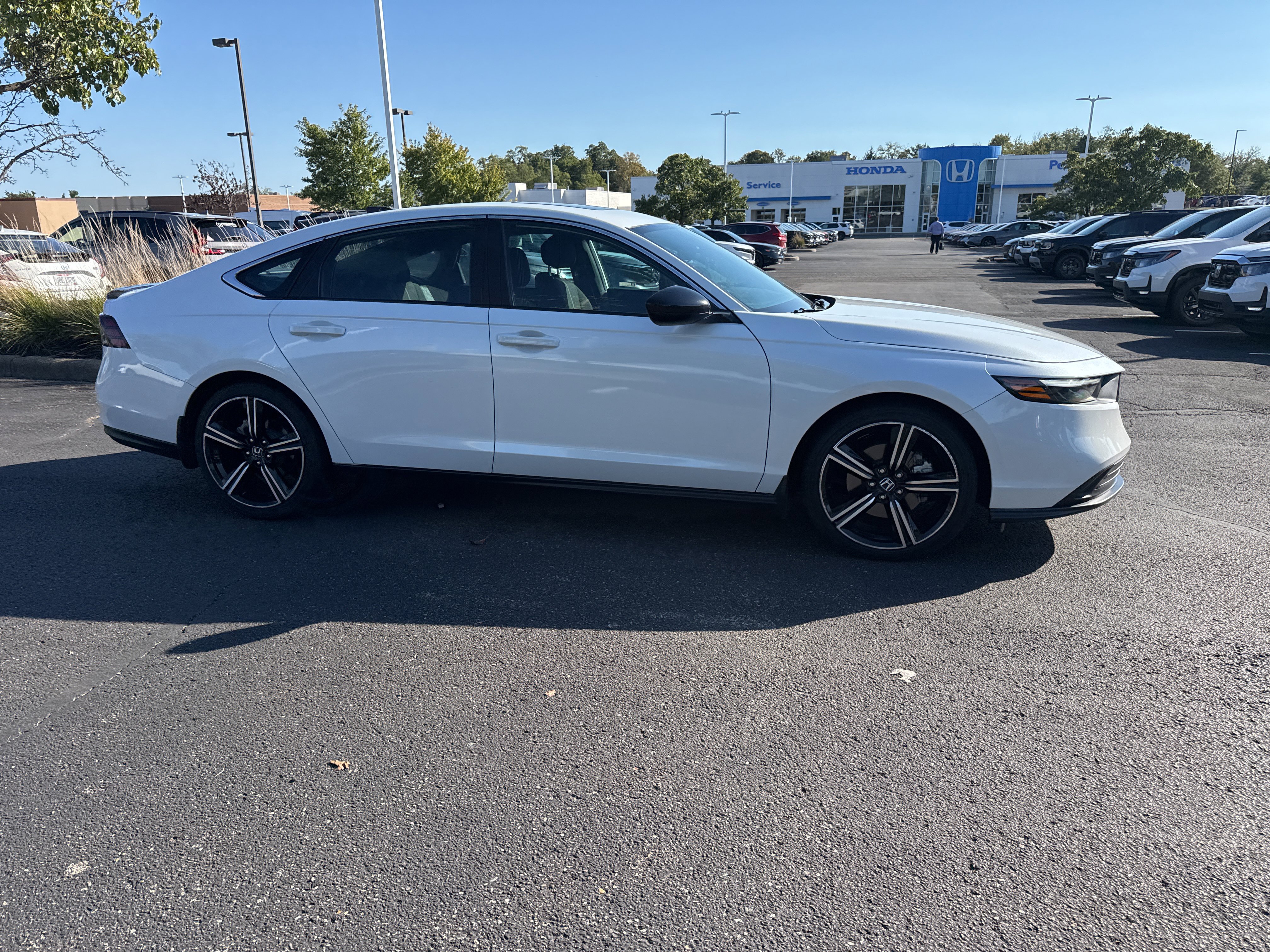 Used 2024 Honda Accord Sport image 27