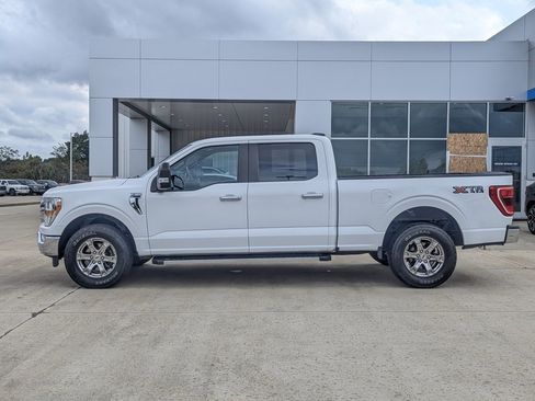 Used 2021 Ford F150 XLT w/ XTR Package image 9