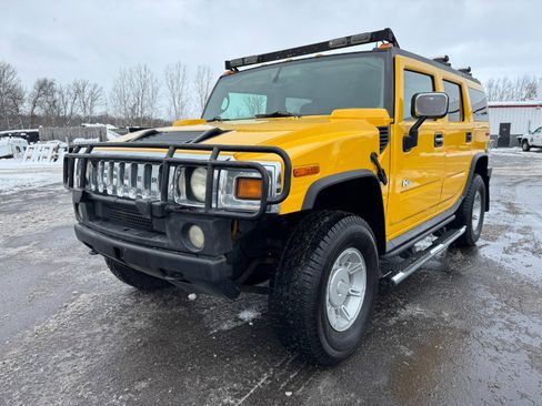 Used 2003 HUMMER H2 w/ Preferred Equipment Group image 1