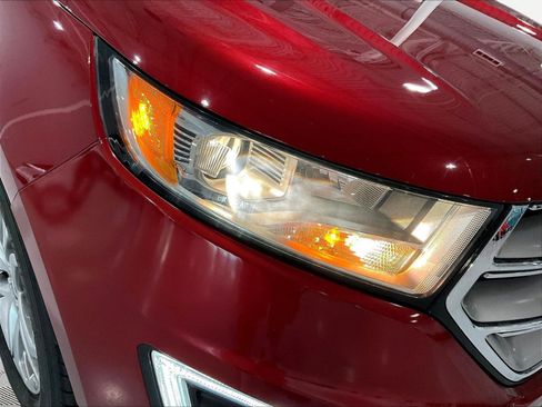 Used 2017 Ford Edge Titanium w/ Equipment Group 301A AWD/4WD image 32