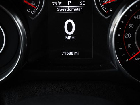 Used 2018 Jeep Wrangler Unlimited Sport S image 20