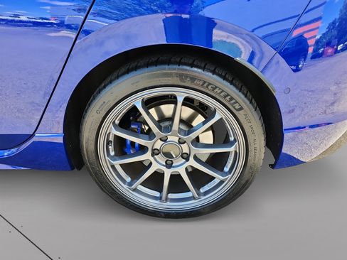 Used 2022 Volkswagen Golf R AWD/4WD image 15