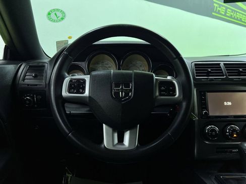 Used 2014 Dodge Challenger R/T w/ Electronics Convenience Group RWD image 21