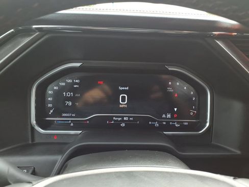 Used 2023 GMC Sierra 1500 AT4 w/ Technology Package AWD/4WD image 16
