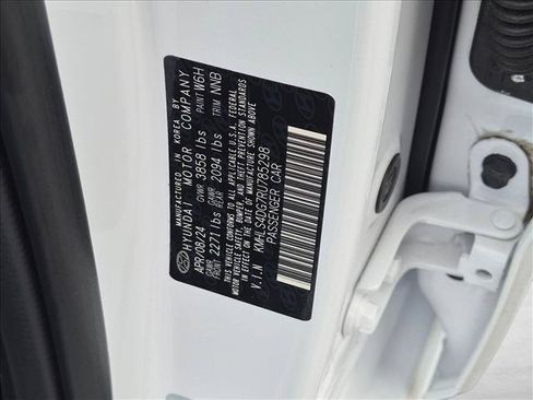 Used 2024 Hyundai Elantra SEL w/ Convenience Package FWD image 23