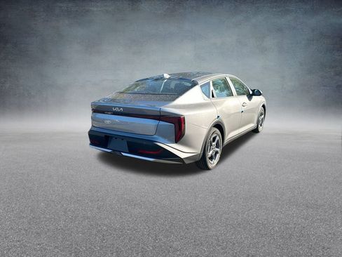 New 2025 Kia K4 LXS image 33