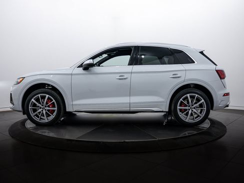 Certified 2025 Audi SQ5 Premium Plus w/ Premium Plus Package image 6