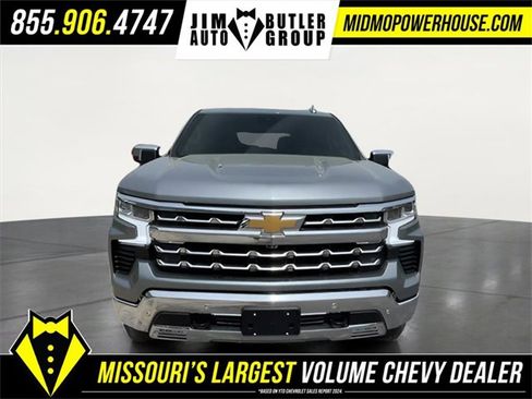 Used 2025 Chevrolet Silverado 1500 LTZ image 4