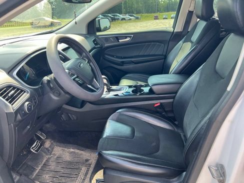 Used 2017 Ford Edge Sport w/ Technology Package AWD/4WD image 4