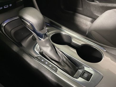 Used 2024 Chevrolet Malibu LT image 25