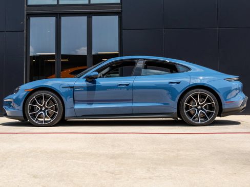 Certified 2025 Porsche Taycan AWD/4WD image 2