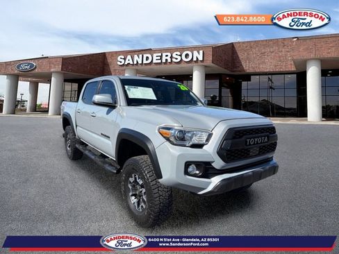 Used 2020 Toyota Tacoma TRD Off-Road w/ Technology Package AWD/4WD image 1