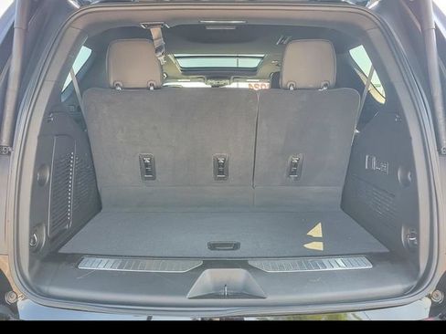 Certified 2024 GMC Yukon AT4 w/ Technology Package AWD/4WD image 29