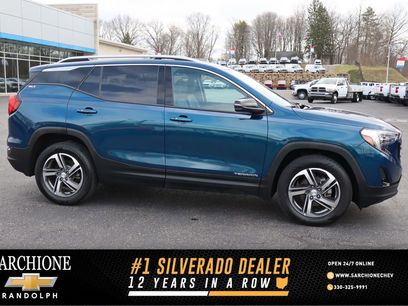 Used 2021 GMC Terrain SLT w/ LPO, Dark Accent Package