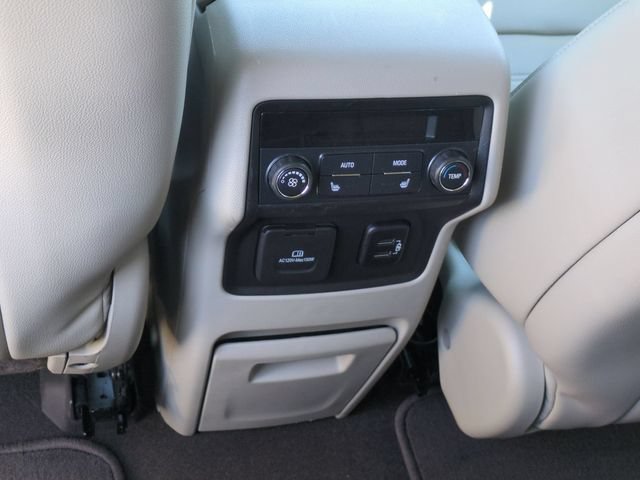 Used 2017 GMC Acadia Denali w/ Technology Package AWD/4WD image 31
