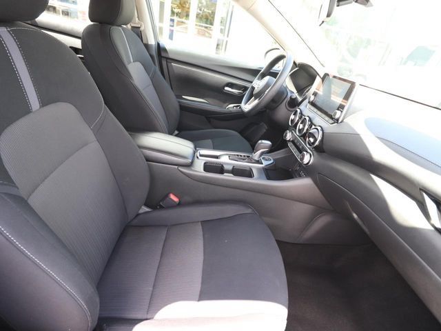 Used 2024 Nissan Sentra SV FWD image 12