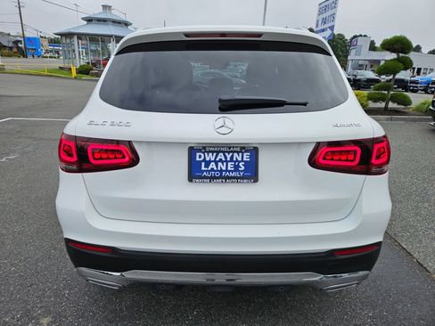 Used 2020 Mercedes-Benz GLC 300 4MATIC image 4
