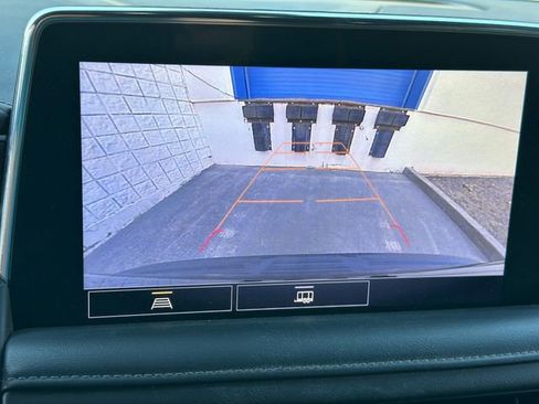 Used 2021 Chevrolet Suburban LT image 28