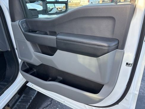 Used 2023 Ford F350 XLT image 8