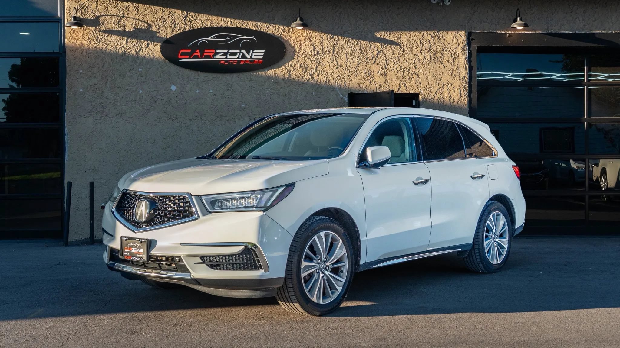 Used 2017 Acura MDX w/ Technology Package AWD/4WD image 1