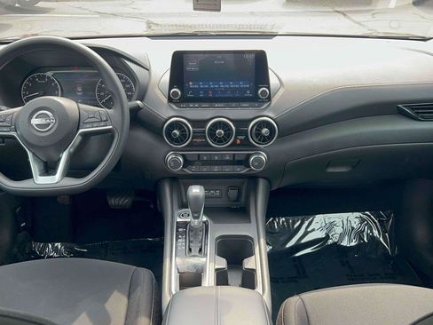 Used 2025 Nissan Sentra SV FWD image 25